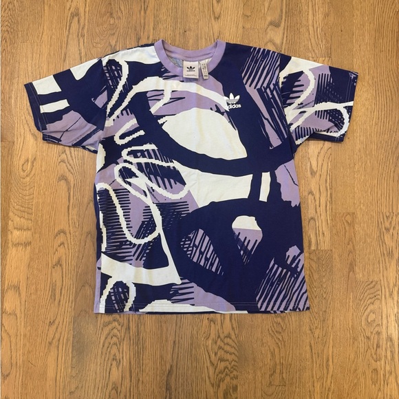adidas Lavender and Navy Abstract Short Sleeve Tee - Picture 4 of 5